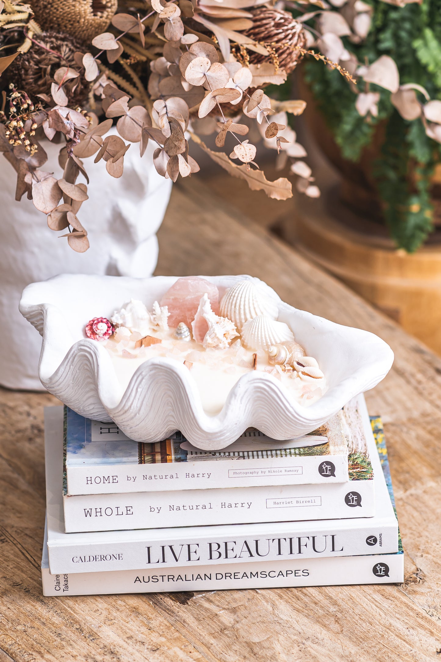 Rose Quartz Clam Shell Candle